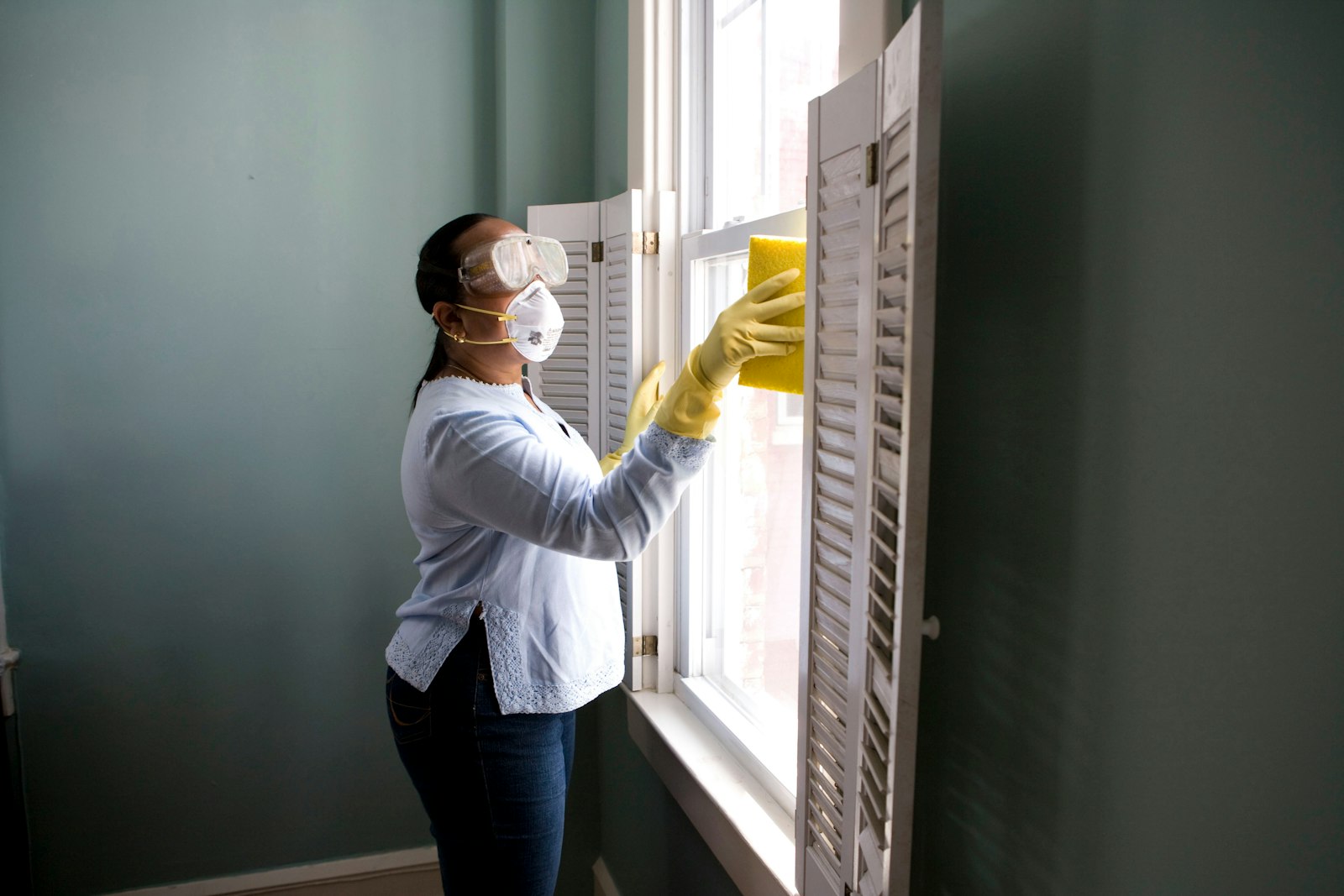 Commercial Water Damage service in Lakewood, CA